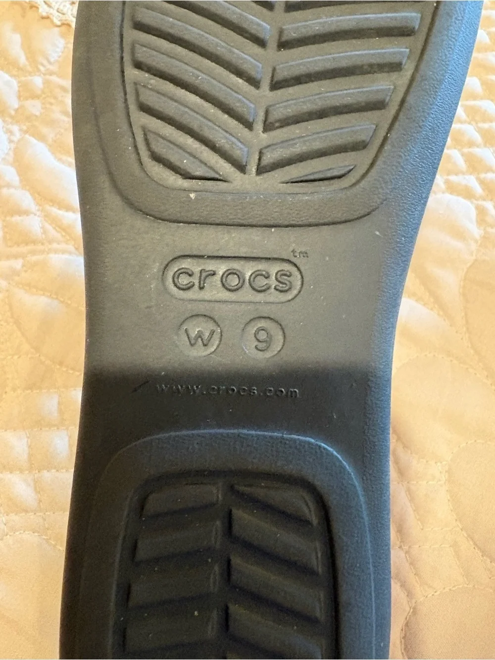CROCS features easy